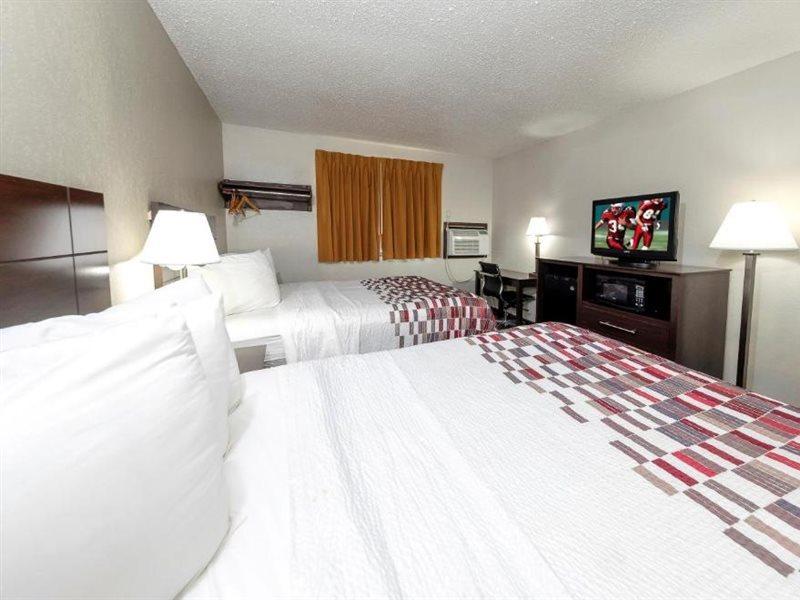 Red Roof Inn Кълпепър Екстериор снимка