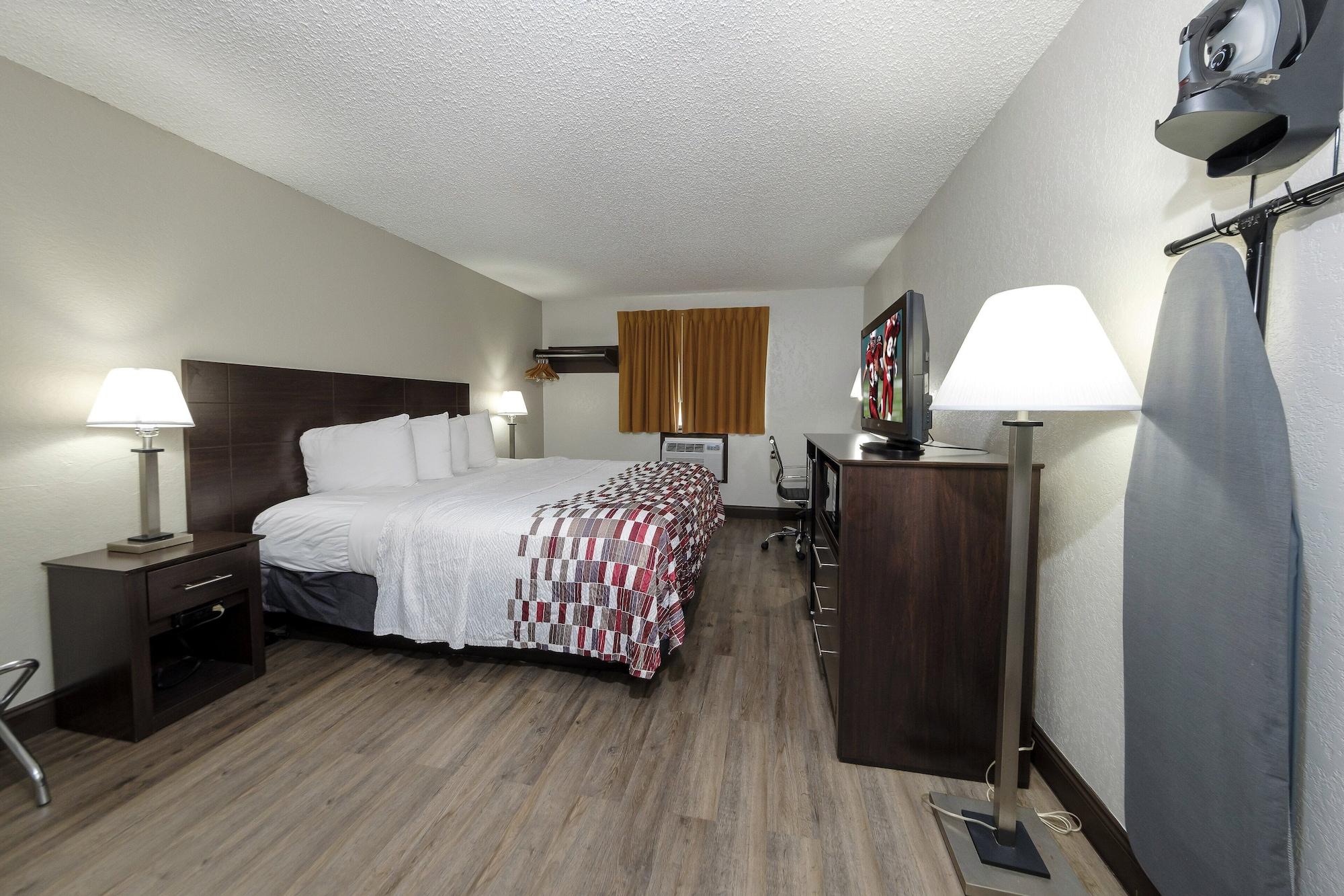 Red Roof Inn Кълпепър Екстериор снимка