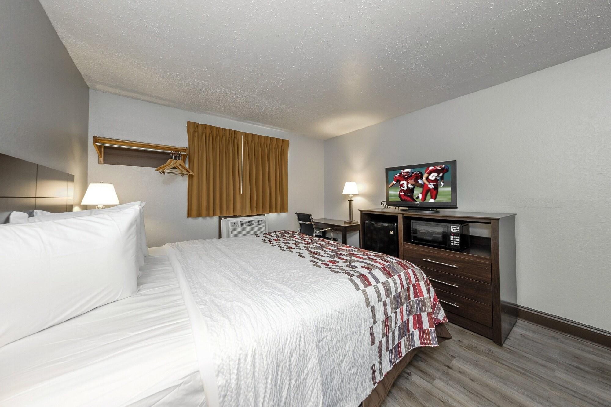 Red Roof Inn Кълпепър Екстериор снимка