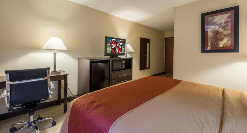 Red Roof Inn Кълпепър Екстериор снимка